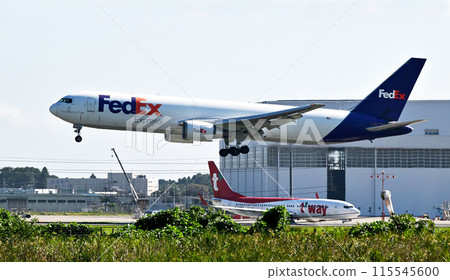 FedEx767 貨物成田胸針 FedEx767 貨物成田胸針 115545600