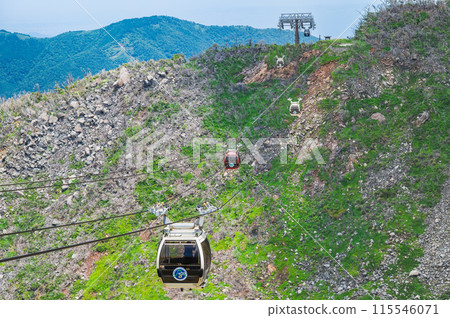 Hakone Ropeway and Owakudani Hakone Ropeway and Owakudani 115546071