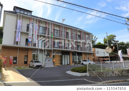 The new town hall of Chihayaakasaka Village, the only "village" in Osaka Prefecture / Chihayaakasaka Village, Osaka Prefecture The new town hall of Chihayaakasaka Village, the only "village" in Osaka Prefecture / Chihayaakasaka Village, Osaka Prefecture 115547858