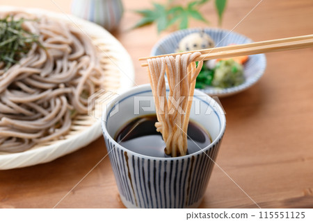 扎魯蕎麥麵沾湯（調味料：蔥花、鵪鶉蛋、芥末） 115551125