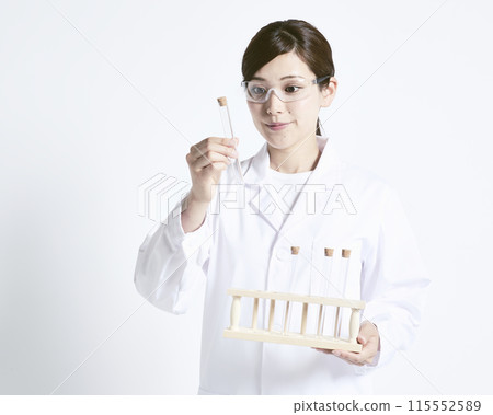 白人背景女研究員 白人背景女研究員 115552589