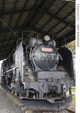 Steam locomotive in the park 115552921