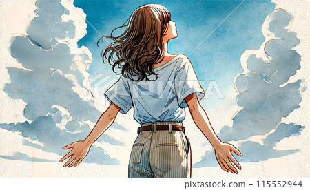 一個女人張開雙臂仰望天空 115552944