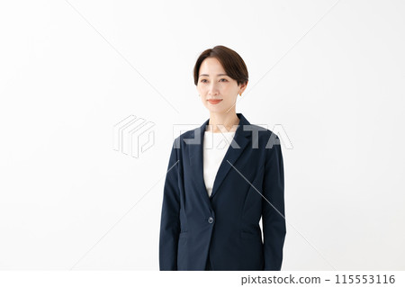 Smiling business woman 115553116