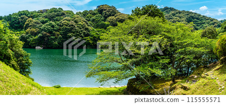 Panorama of fresh greenery at Kinkai Central Park [Nagasaki City] 115555571