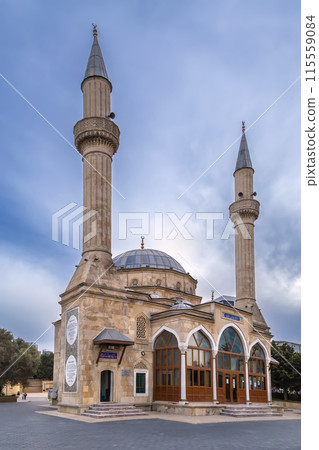 Mosque of the Martyrs, Baku, Azerbaijan Mosque of the Martyrs, Baku, Azerbaijan 115559084