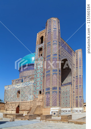 Bibi-Khanym Mosque, Samarkand. Uzbekistan 115560384
