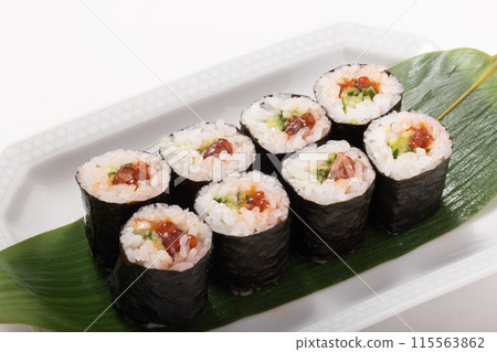 [宮城縣] Mambomaki（筋魚子和黃瓜壽司卷） 115563862