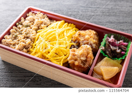 美味的雞肉便當 美味的雞肉便當 115564704