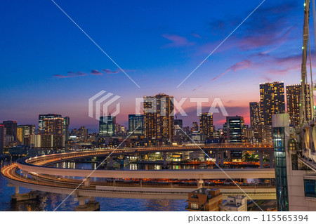 （東京）從彩虹橋/南長廊眺望芝浦 115565394