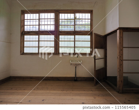 Sado Island, Former Aikawa Detention Branch, Shared Cell 115565405