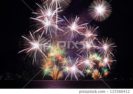 Lake Biwa Fireworks Festival (Otsu City, Shiga Prefecture) 115566412