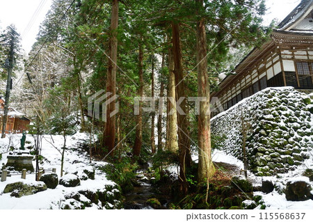 冬天的慈光寺（新潟縣） 115568637