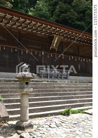 Ujikami Shrine Main Hall [National Treasure] 115573375