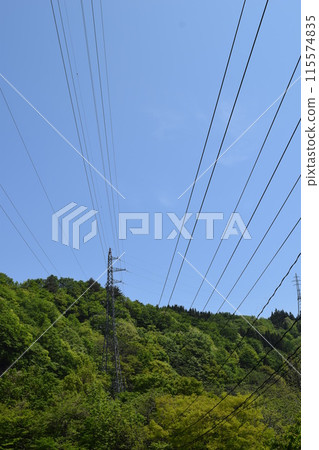 輸電塔高壓交流電 輸電塔高壓交流電 115574835