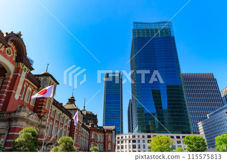 Tokyo, Chiyoda Ward, Marunouchi cityscape 115575813