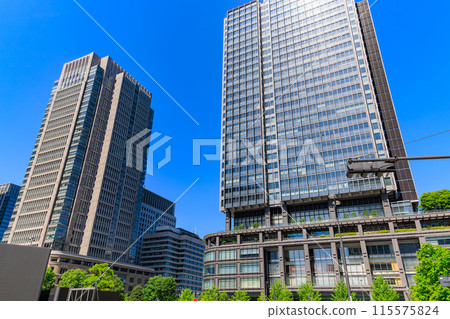 Tokyo, Chiyoda Ward, Marunouchi cityscape 115575824