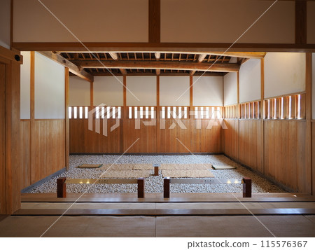 佐渡島、國家歷史遺址、佐渡裁判所(政府辦公室/Goshirasu) 佐渡島、國家歷史遺址、佐渡裁判所(政府辦公室/Goshirasu) 115576367