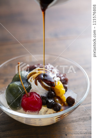 Drizzle brown sugar over cream anmitsu 115576808