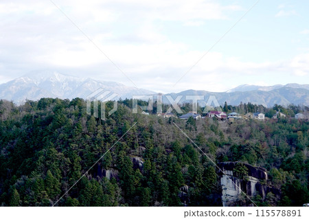 岐阜縣中津川市_從惠那峽1號展望台看到的東南景色_2022年12月 岐阜縣中津川市_從惠那峽1號展望台看到的東南景色_2022年12月 115578891