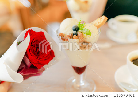Parfait, coffee and roses 115579401