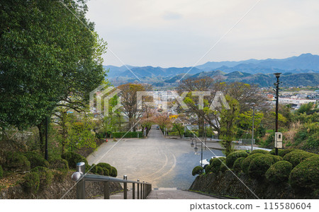 群馬一宮熔前神社 從庭院看到的富岡風景 群馬一宮熔前神社 從庭院看到的富岡風景 115580604