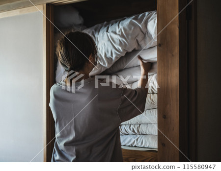 Futon and closet Futon and closet 115580947