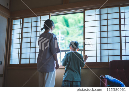 日式女性 115580961