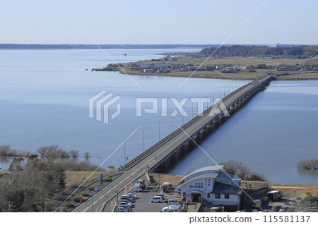 The Kasumigaura Bridge over Lake Kasumigaura, as seen from the observation deck of the 60m-tall Rainbow Tower, located on the shores of Lake Kasumigaura in Namegata City, Ibaraki Prefecture. 115581137