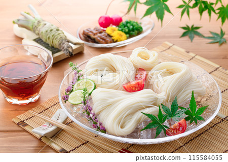 Summer flavor: Somen noodles Summer flavor: Somen noodles 115584055