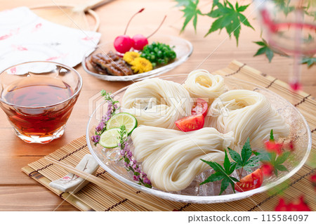 Summer flavor: Somen noodles Summer flavor: Somen noodles 115584097