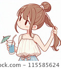一個女孩喝水 115585624