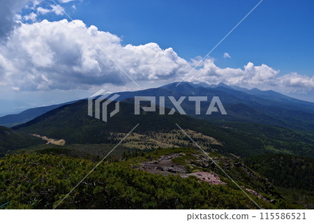 A view from Kitayokodake in the Yatsugatake mountain range in Sakuho Town, Nagano Prefecture A view from Kitayokodake in the Yatsugatake mountain range in Sakuho Town, Nagano Prefecture 115586521