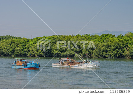 淀川裡收集砂石的船 115586839