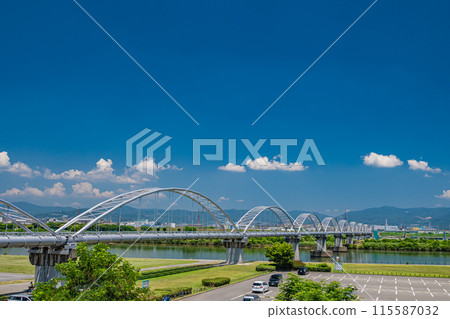 Aqueduct bridge spanning the Yodo River Aqueduct bridge spanning the Yodo River 115587032