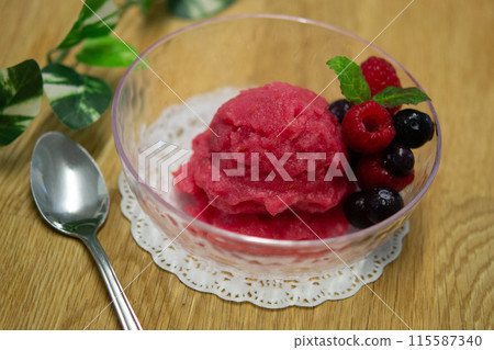 Raspberry Ice 115587340