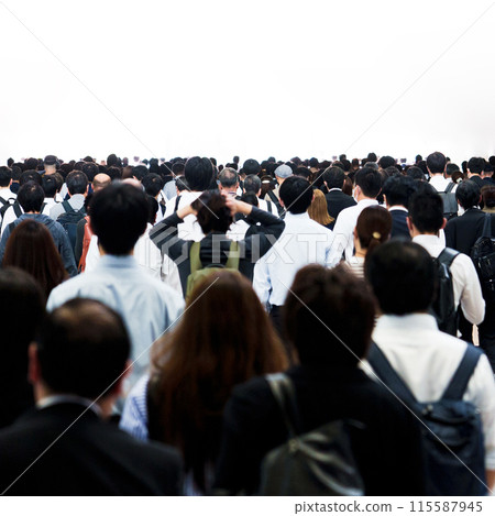 Commuting business people heading to the Konan Exit of Shinagawa Station [Image of Japanese society] 115587945