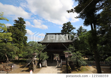 Tsukuba Shrine Suishinmon Gate Tsukuba Shrine Suishinmon Gate 115588359