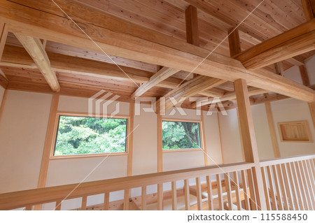 Detached house made from natural materials 115588450