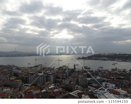 從加拉達塔欣賞伊斯坦堡舊城區的景色 Türkiye Galata Kulesi 伊斯坦堡 從加拉達塔欣賞伊斯坦堡舊城區的景色 Türkiye Galata Kulesi 伊斯坦堡 115594150
