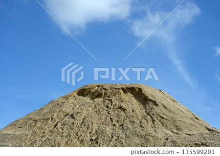Sandy mountain 115599201