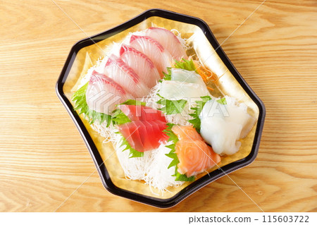 Hiramasa sashimi assortment 115603722