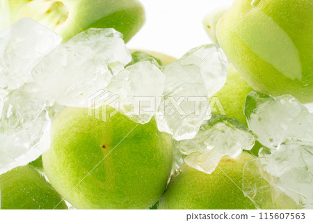 青梅冰糖手工梅酒特寫 115607563