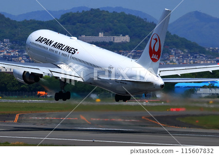 Osaka International Airport JAL Airplane Takeoff Sky Park Osaka International Airport JAL Airplane Takeoff Sky Park 115607832