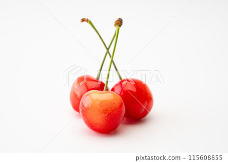 Delicious cherries 115608855