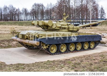 Belarus, Krupki - 29.03.2017: T-80BV tank in the exposition to soldiers of internationalists (Krupki, Belarus) 115616345