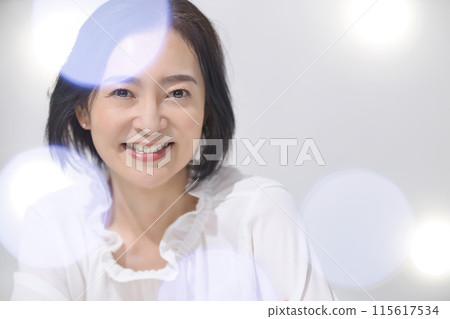 Beauty middle women Beauty middle women 115617534