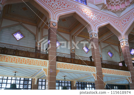 Putra Mosque, Putrajaya, Kuala Lumpur, Malaysia 115618974