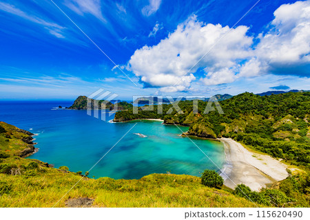 Spectacular view from Nakayama Pass Observatory, Chichijima, Ogasawara Islands 115620490