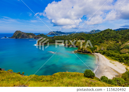 Spectacular view from Nakayama Pass Observatory, Chichijima, Ogasawara Islands 115620492
